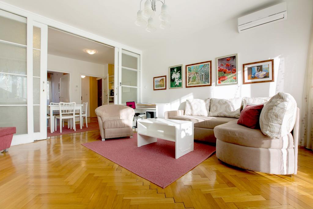 Apartment Cvetje Zagreb Bagian luar foto